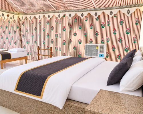 Royal Maharaja Tent With Bathtub (3)